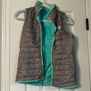 The North Face girls reversible vest